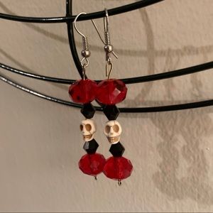 🎃Halloween, Skull & Beads Dangle Earrings